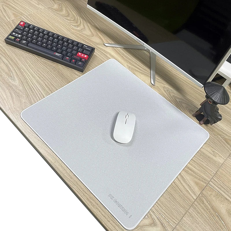 Mouse Pad Profissional Gamer PK-Control - Mousepad Premium, Tecido de Alto Grau, Velocidade e Controle 40x45cm