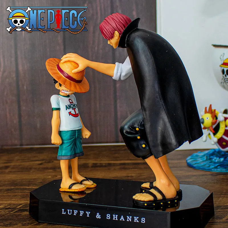 Boneco de Coleção Shanks, Luffy com Chapéu de Palha - de 18cm do One Piece - Rei dos Piratas