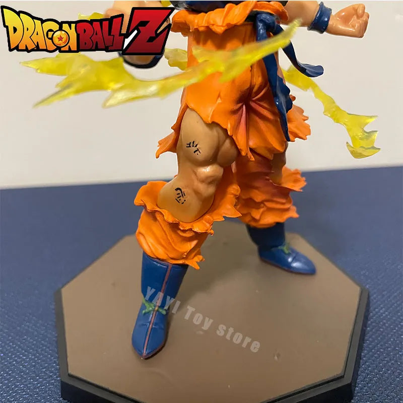 Boneco Goku modo Sayajin - Dragon Ball Z Anime - Modelo de Coleção